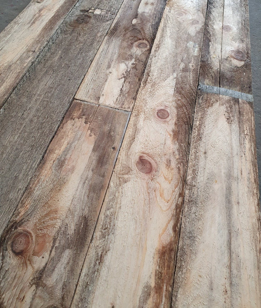 Gratis Vintage Factory Mix proefpakket, unieke naaldhouten planken met kleurschakering.